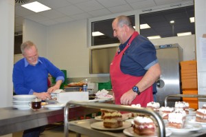 Bernard et cuisiniers